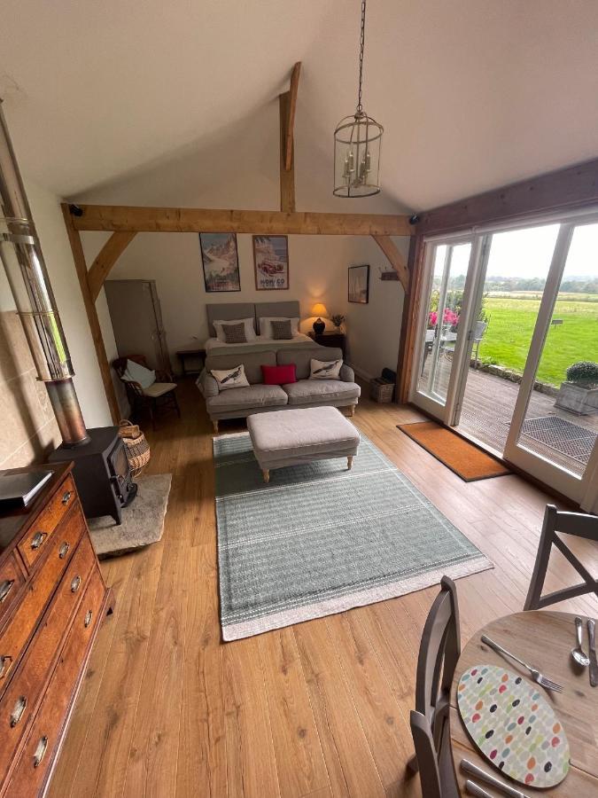 Stunning Cabin With Incredible Views Near Goodwood Rogate Экстерьер фото
